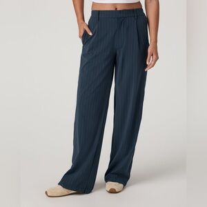 Vuori Villa Pinstripe Trouser Pant-Short sz Medium